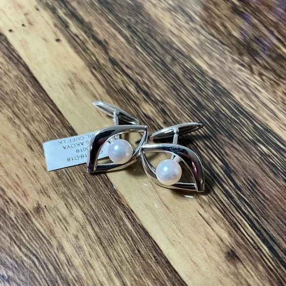 Mikimoto Sterling Silver Cufflinks with Pearl Accent  display picture 1